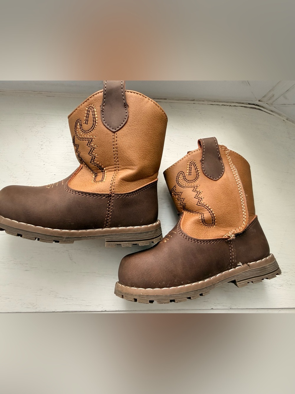 Toddler size 6 Cowboy Boots